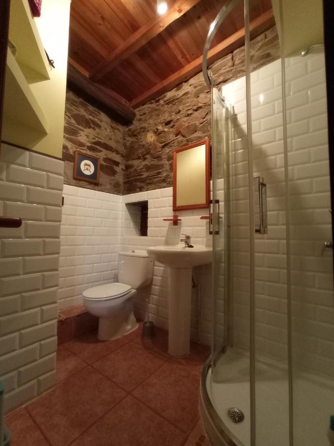 Casa De Abril 1 Pensionat San Cristobal de Valdueza Eksteriør billede